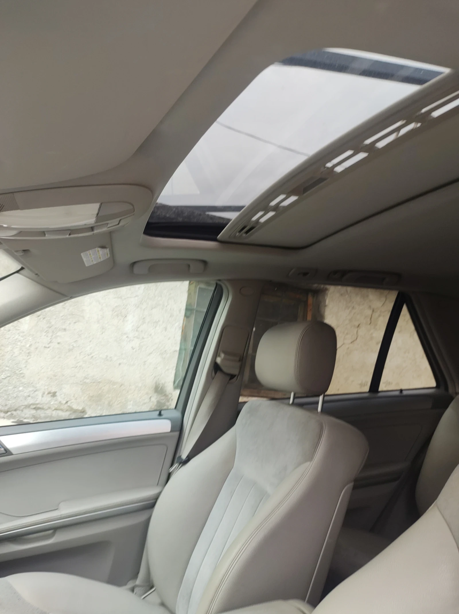 Mercedes-Benz ML 320, снимка 7 - Автомобили и джипове - 56658561