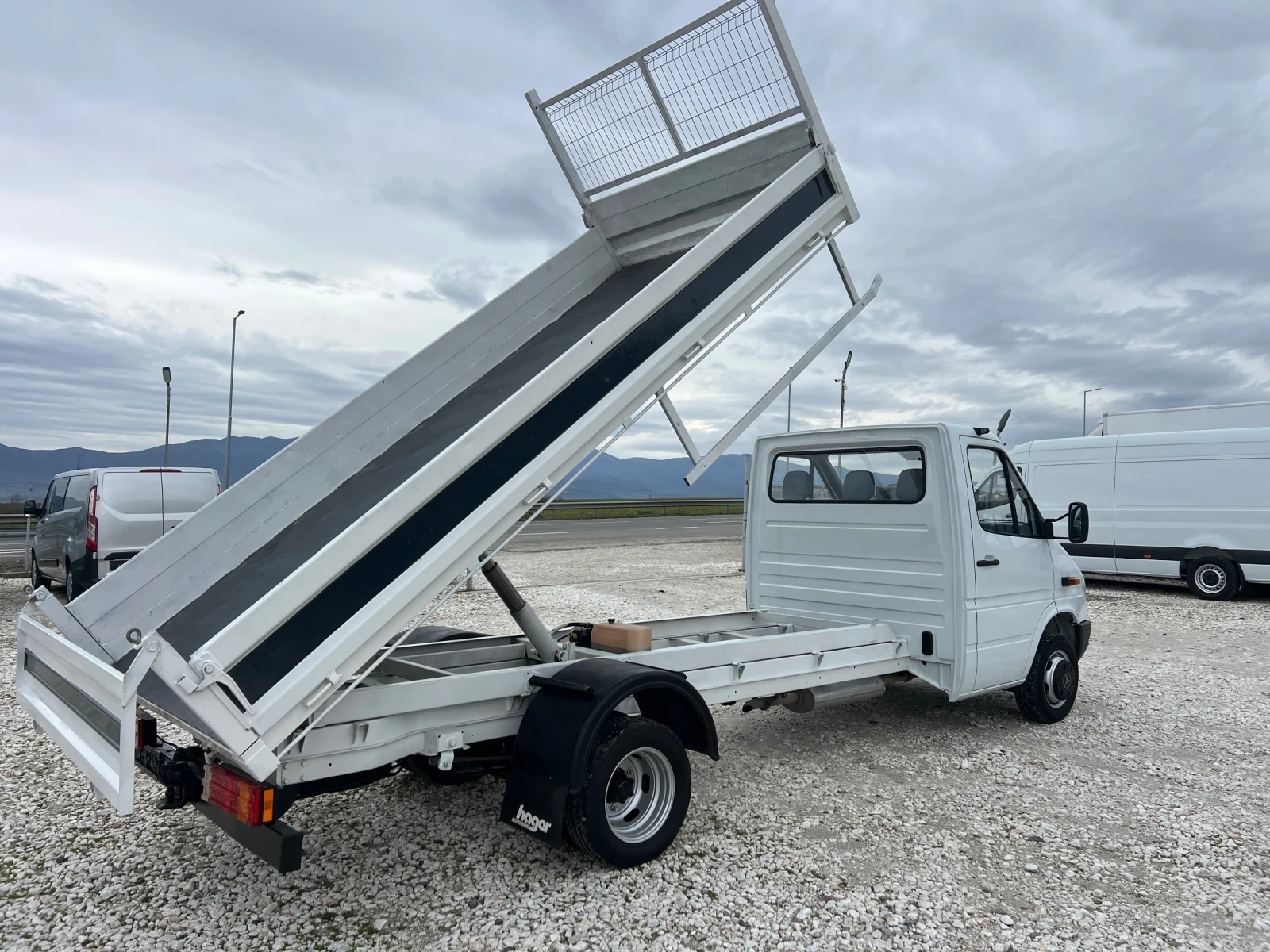 Mercedes-Benz Sprinter 410 САМОСВАЛ - изображение 5