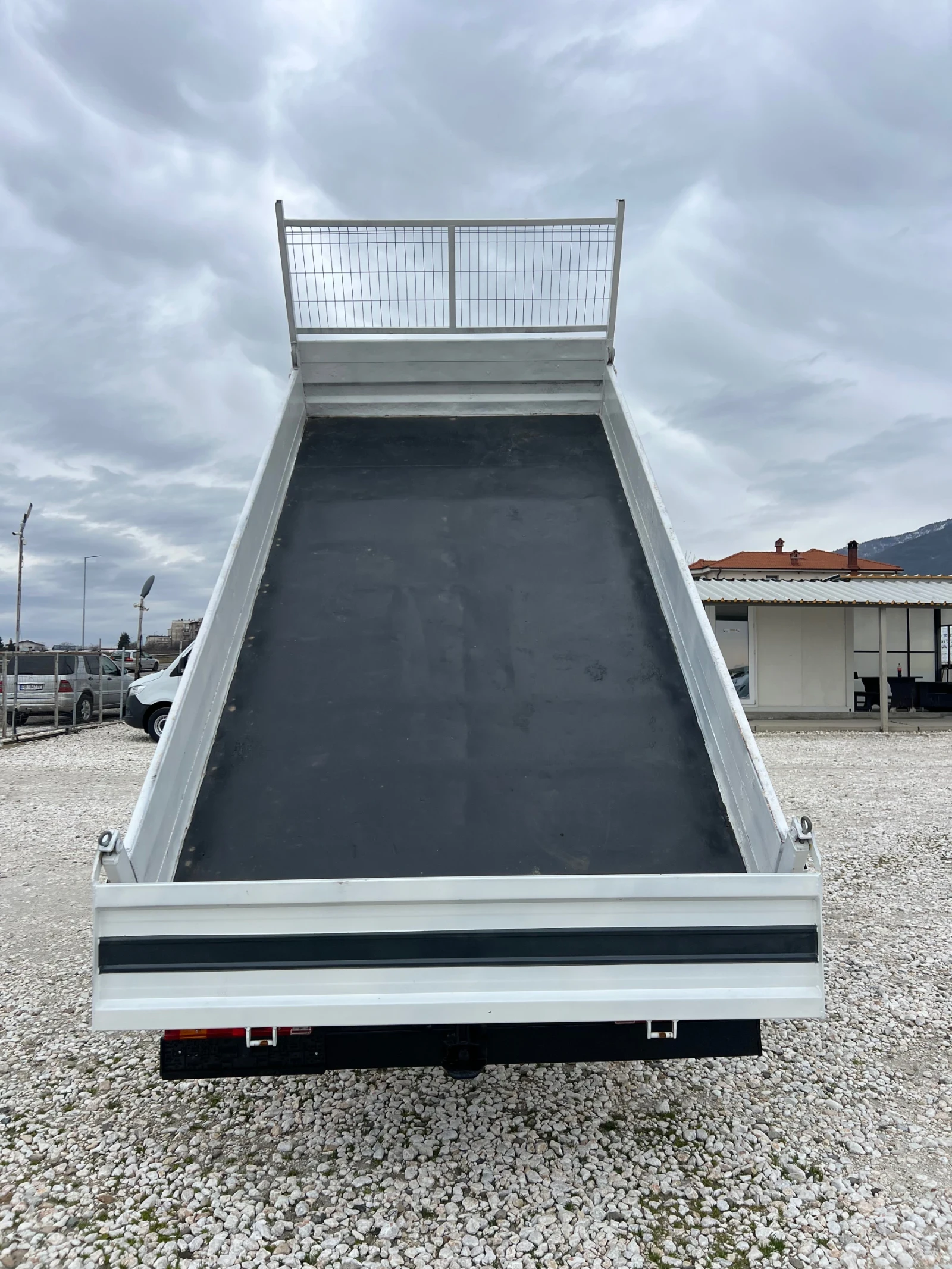 Mercedes-Benz Sprinter 410 САМОСВАЛ - изображение 9