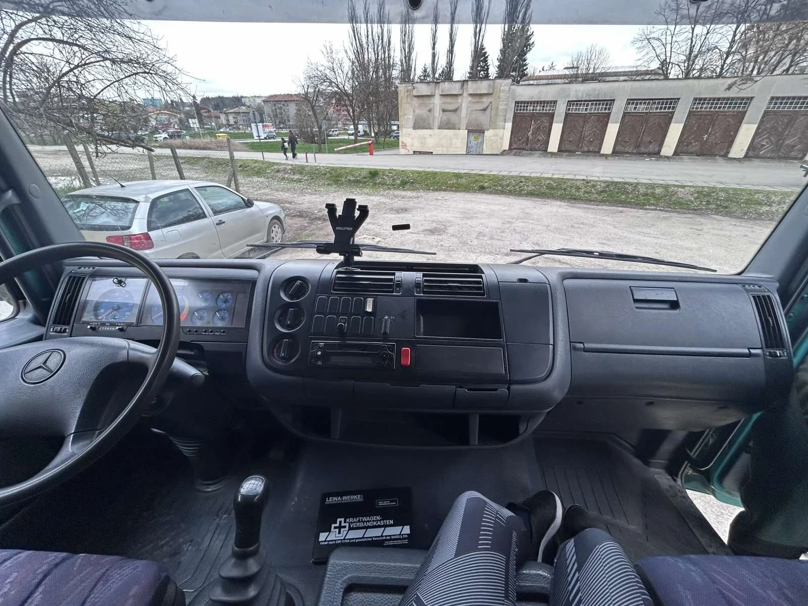 Mercedes-Benz Atego 817, снимка 10 - Камиони - 54170284