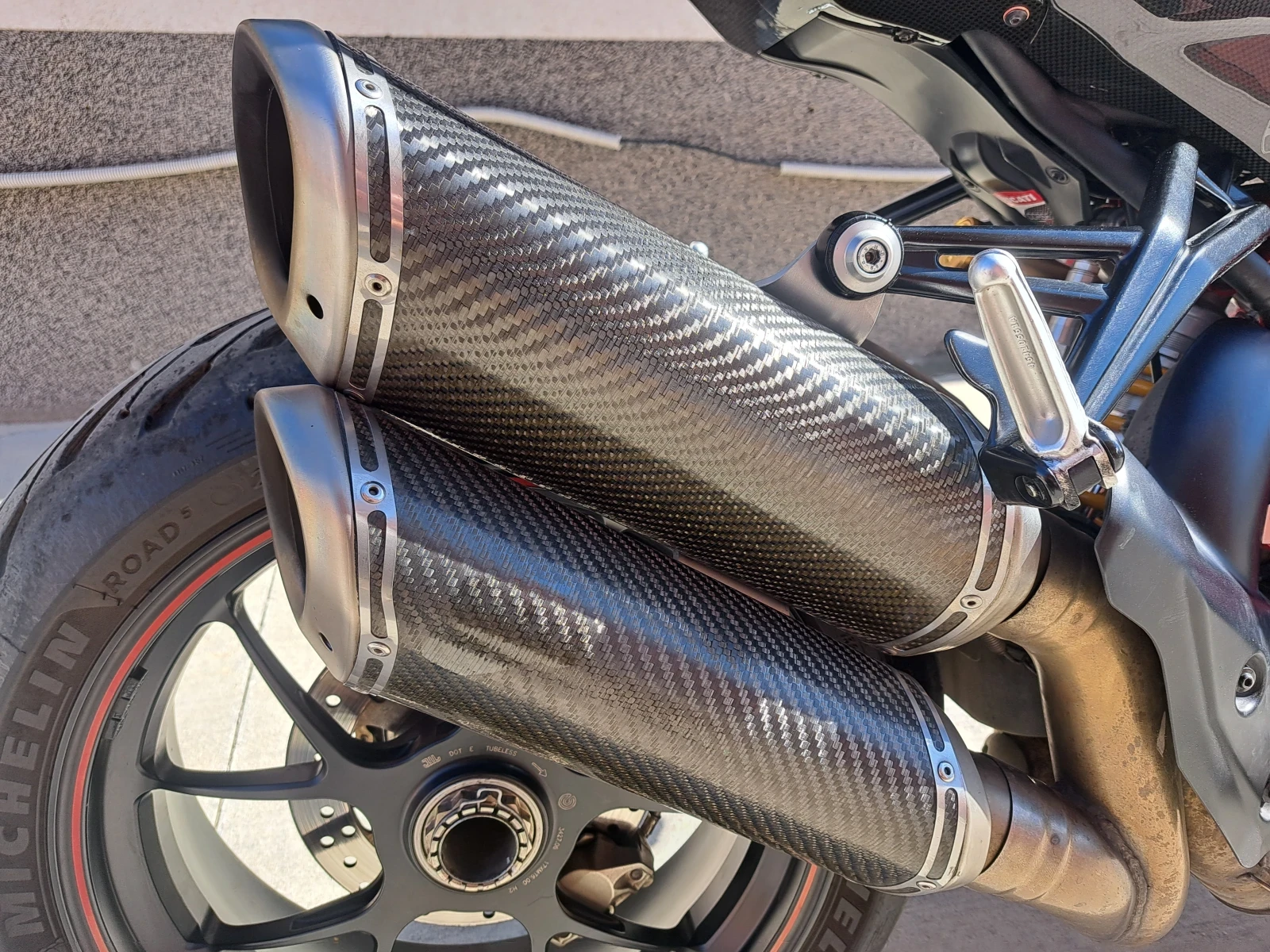 Ducati Streetfighter 1980 S | Mobile.bg   11