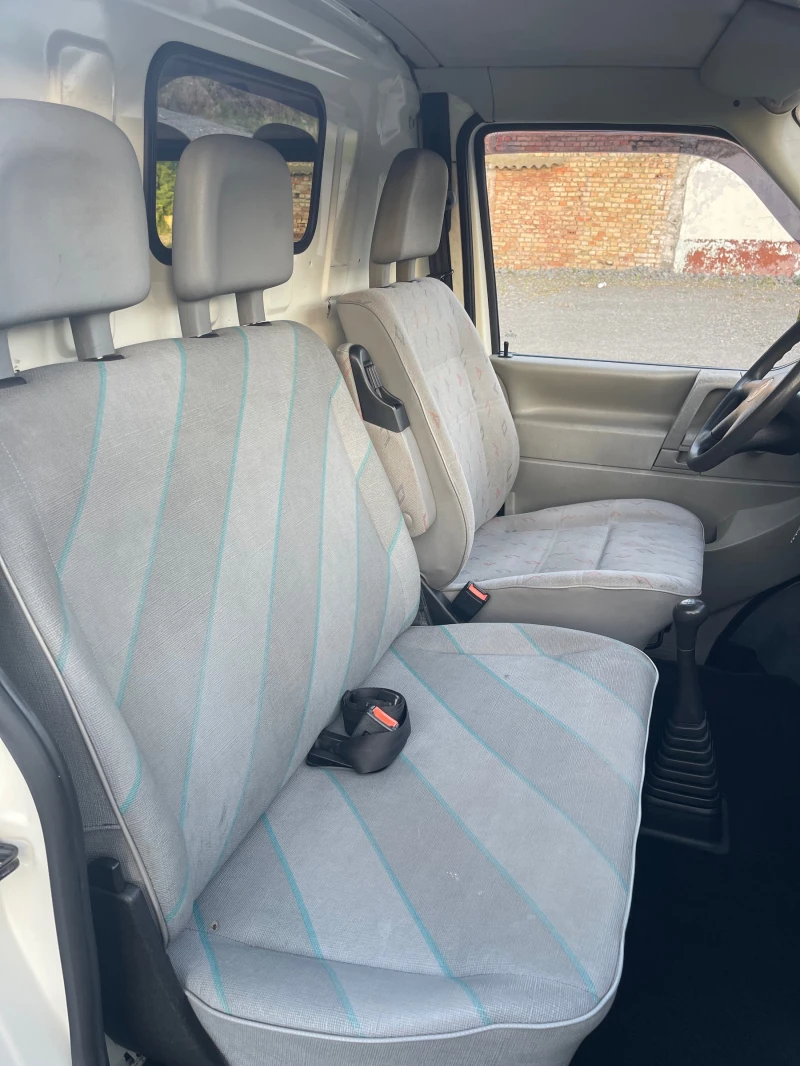 Кемпер VW Transporter 2.4 D, снимка 17 - Каравани и кемпери - 51351696