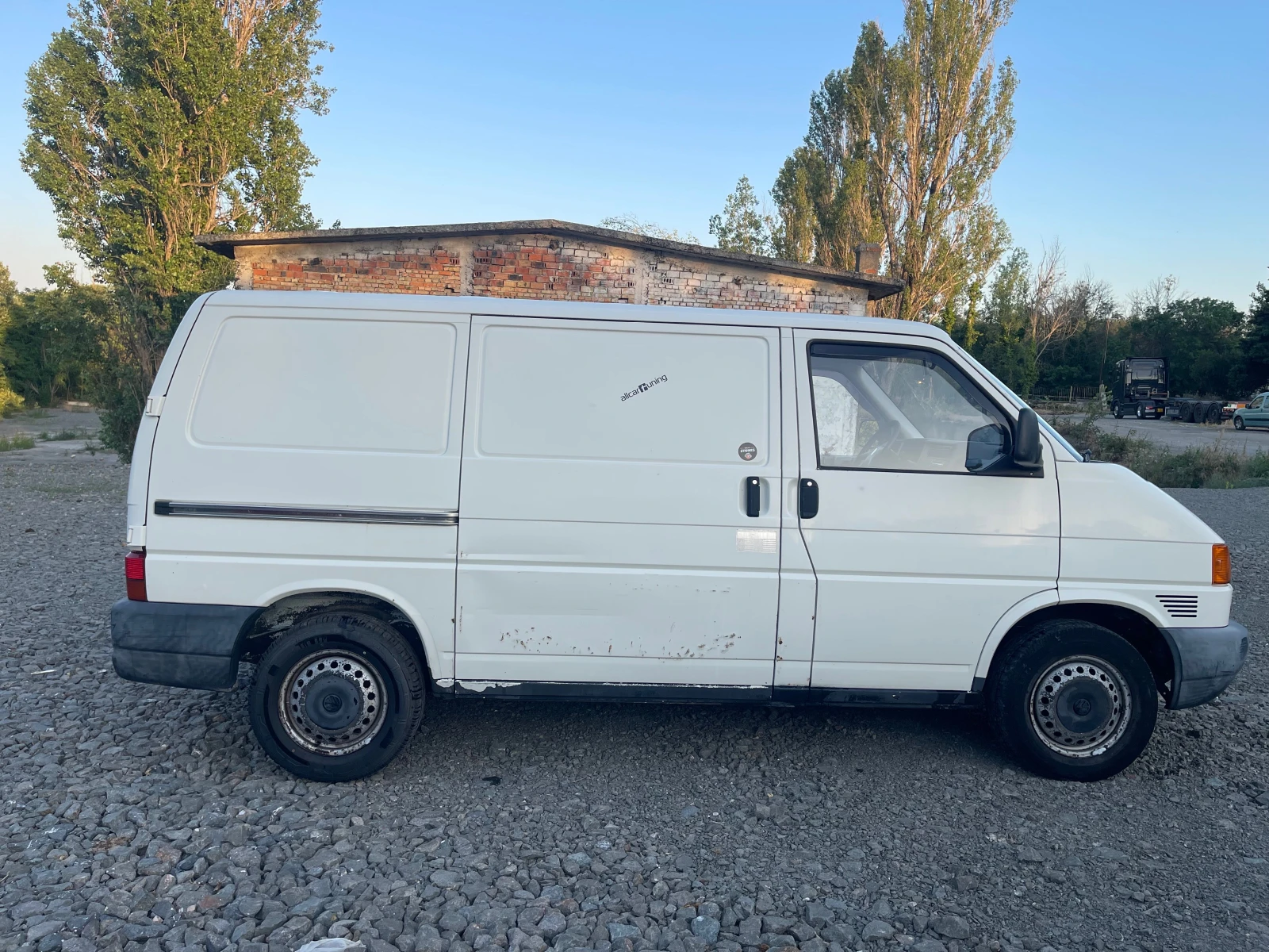 Кемпер VW Transporter 2.4 D - изображение 6