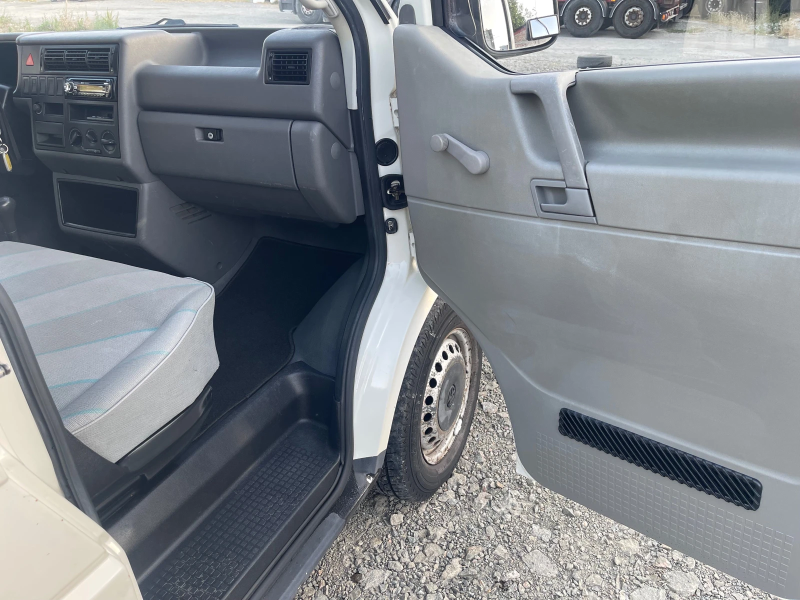 Кемпер VW Transporter 2.4 D - изображение 10