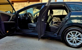 Toyota Avensis 1.8i-veriga-navi-6speed-japan, снимка 11