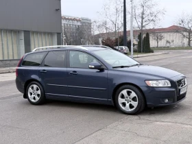 Volvo V50 1.6D/FACELIFT/ОБСЛУЖЕН+ ВСИЧКО ПЛАТЕНО/EURO 5 , снимка 4