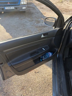 VW Golf 2.0FSI  - 5 € / 9.78 лв. - 67830608 4