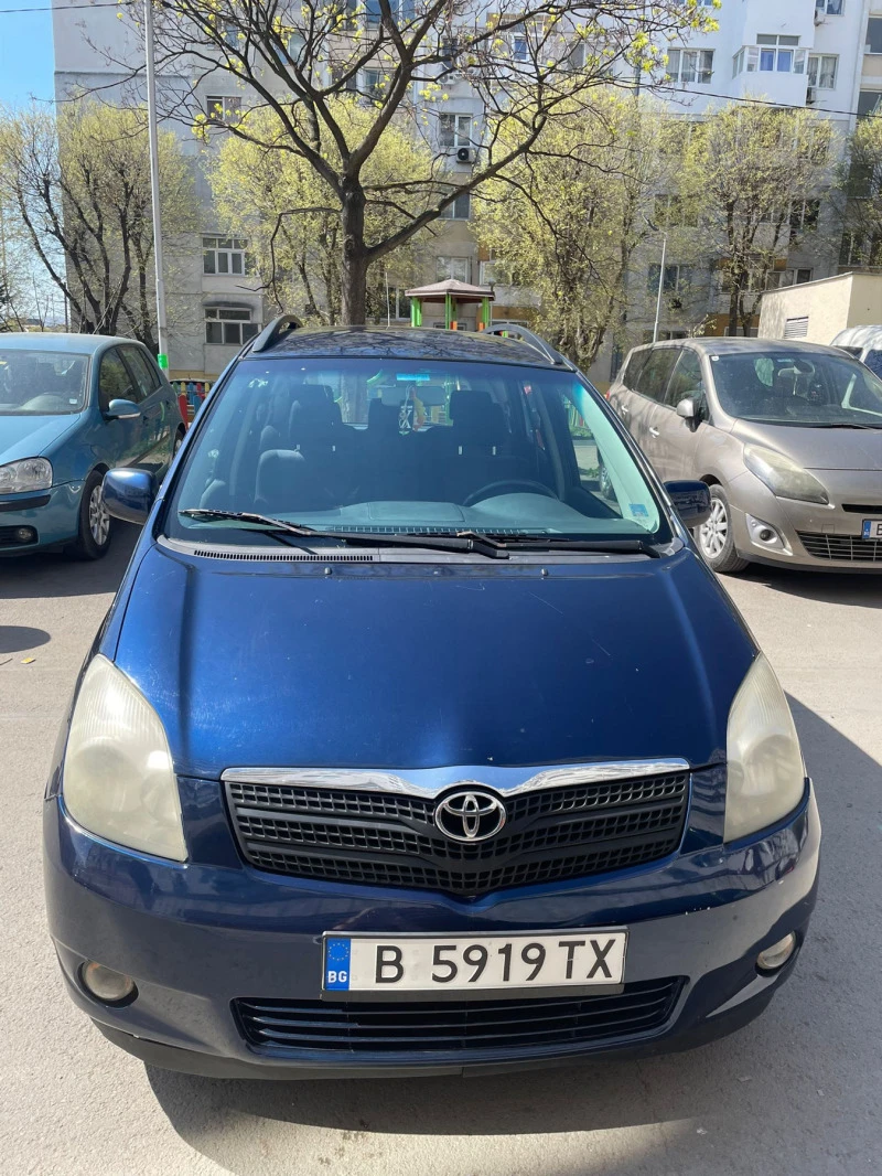 Toyota Corolla verso 2.0, снимка 1 - Автомобили и джипове - 47614718