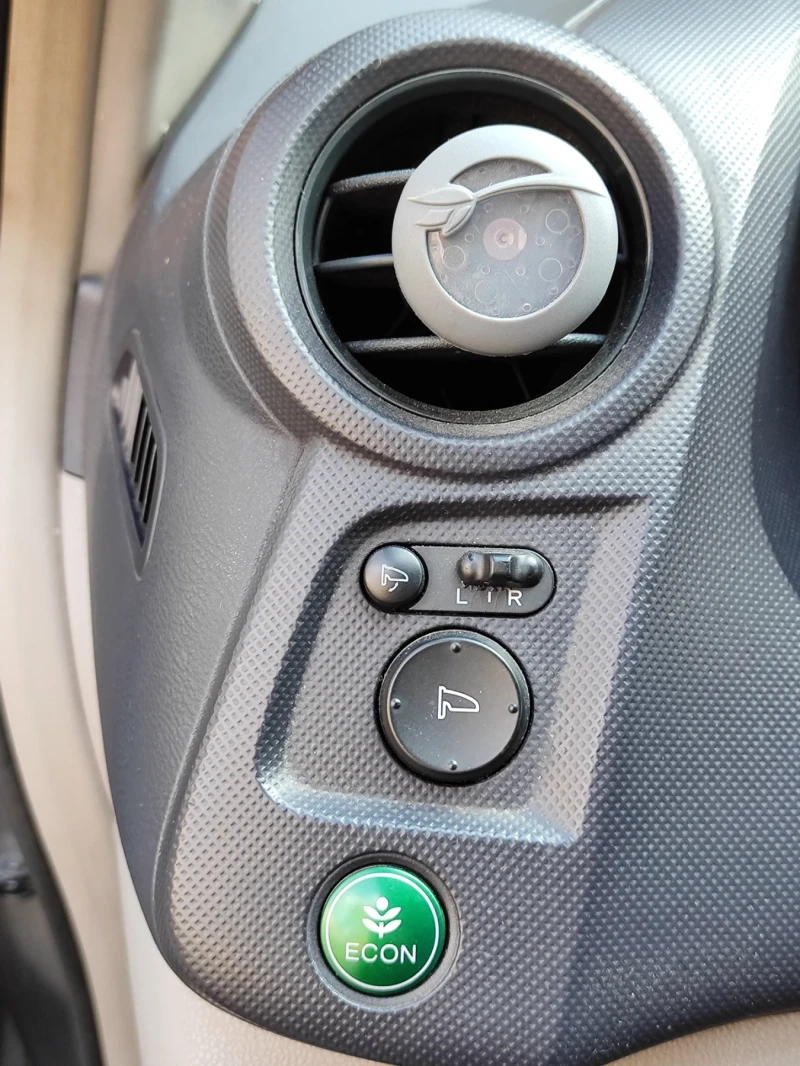 Honda Insight, снимка 15 - Автомобили и джипове - 52566160