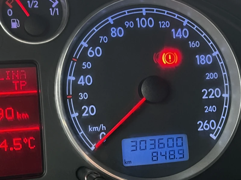 VW Passat 1.9TDI 101HP, снимка 14 - Автомобили и джипове - 52679065