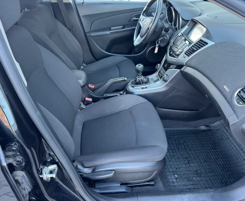 Chevrolet Cruze 1, 8i 141ps, GPL, нави, мулти, темпо, борд, евро5, снимка 10 - Автомобили и джипове - 52775084