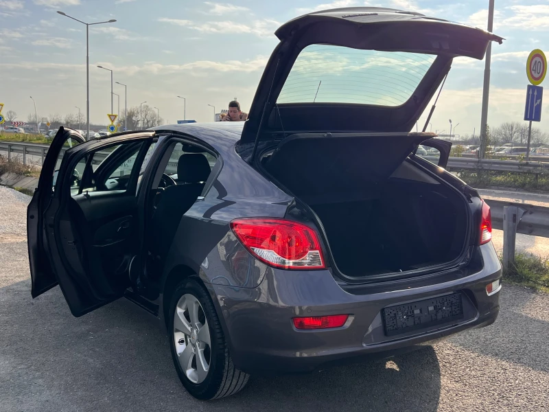 Chevrolet Cruze ЛИЗИНГ-АВТОМАТИК-НАВИГАЦИЯ-ДИЗЕЛ-ТОП, снимка 14 - Автомобили и джипове - 52867911