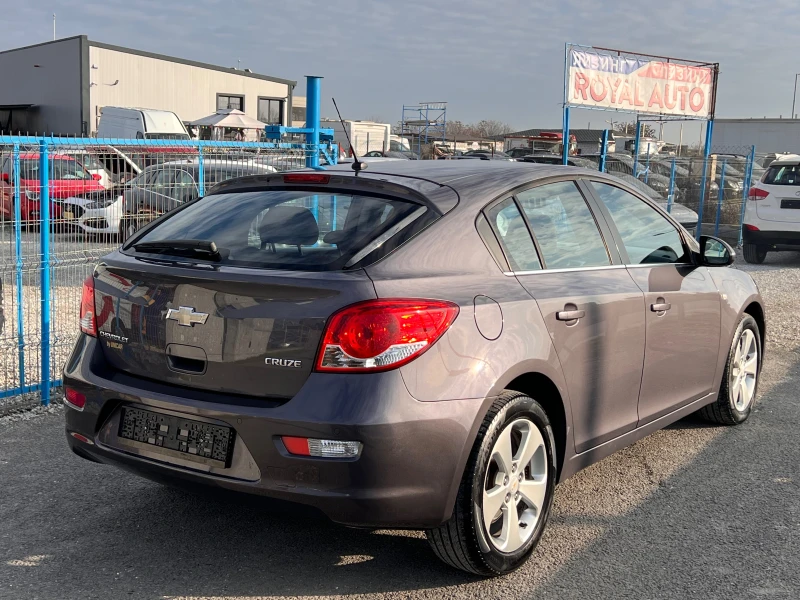 Chevrolet Cruze ЛИЗИНГ-АВТОМАТИК-НАВИГАЦИЯ-ДИЗЕЛ-ТОП, снимка 4 - Автомобили и джипове - 52867911