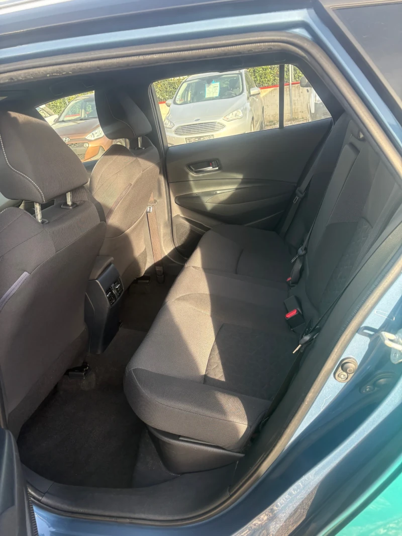 Toyota Corolla, снимка 11 - Автомобили и джипове - 53091320