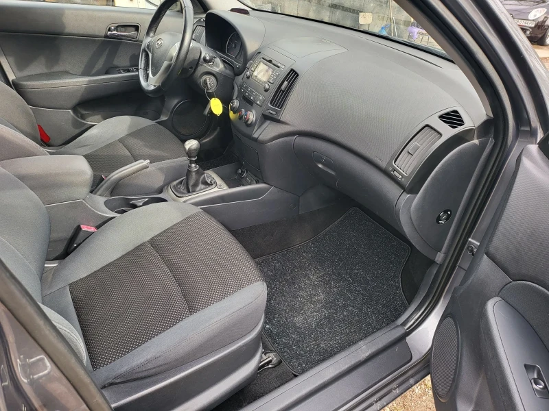 Hyundai I30 1.4 16v GPL, снимка 10 - Автомобили и джипове - 53227020