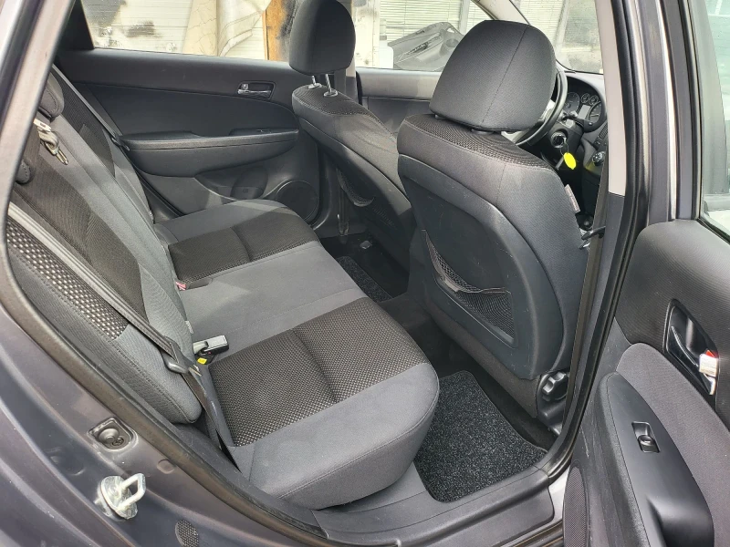 Hyundai I30 1.4 16v GPL, снимка 9 - Автомобили и джипове - 53227020