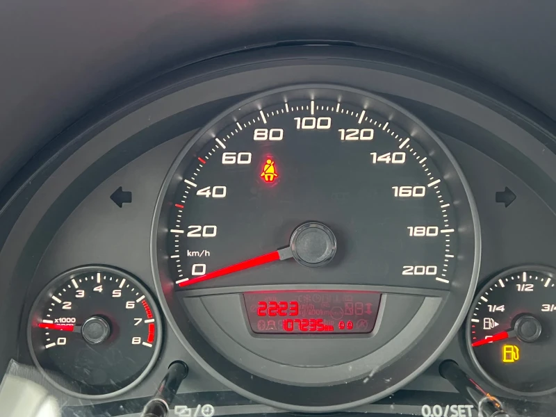 Seat Mii 1.0 MPI /AC/, снимка 13 - Автомобили и джипове - 53264051