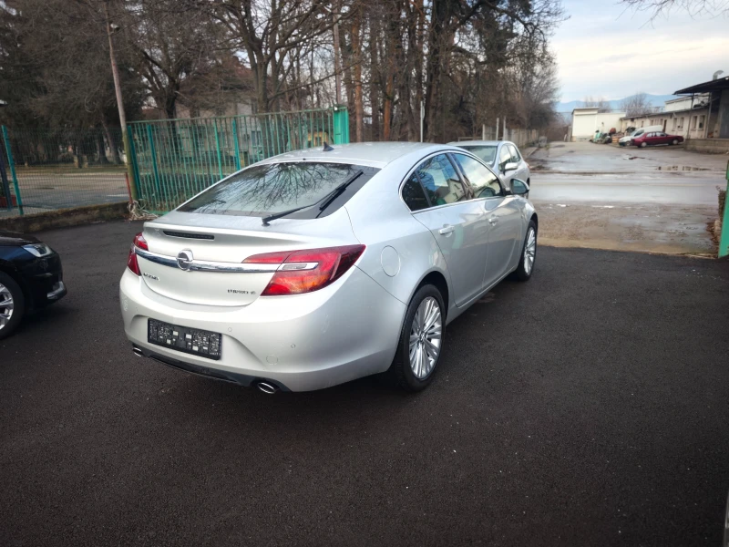 Opel Insignia 2.0iTurbo/Avtomat/4X4/FaceLift/FULL, снимка 5 - Автомобили и джипове - 53396694