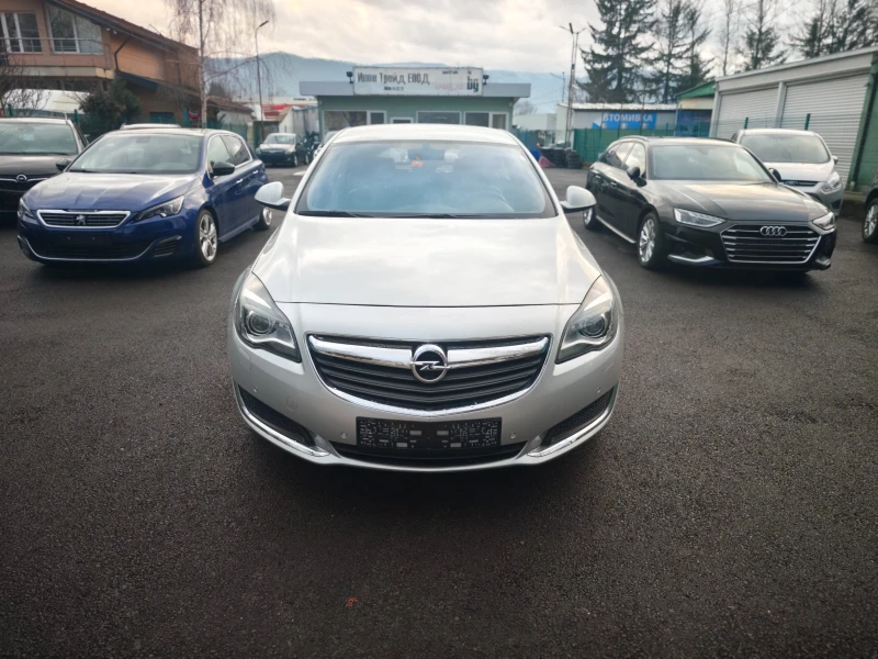 Opel Insignia 2.0iTurbo/Avtomat/4X4/FaceLift/FULL, снимка 2 - Автомобили и джипове - 53396694