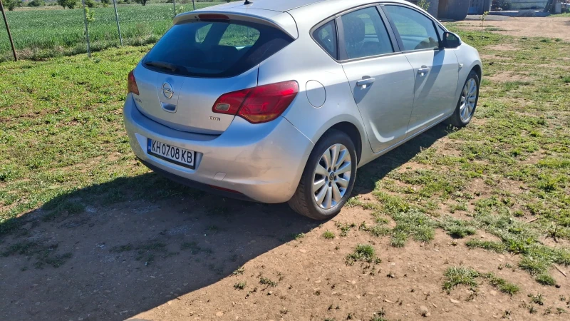Opel Astra, снимка 3 - Автомобили и джипове - 53417289
