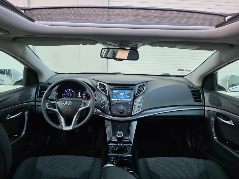 Hyundai I40 Navi panorama , снимка 10 - Автомобили и джипове - 53421236