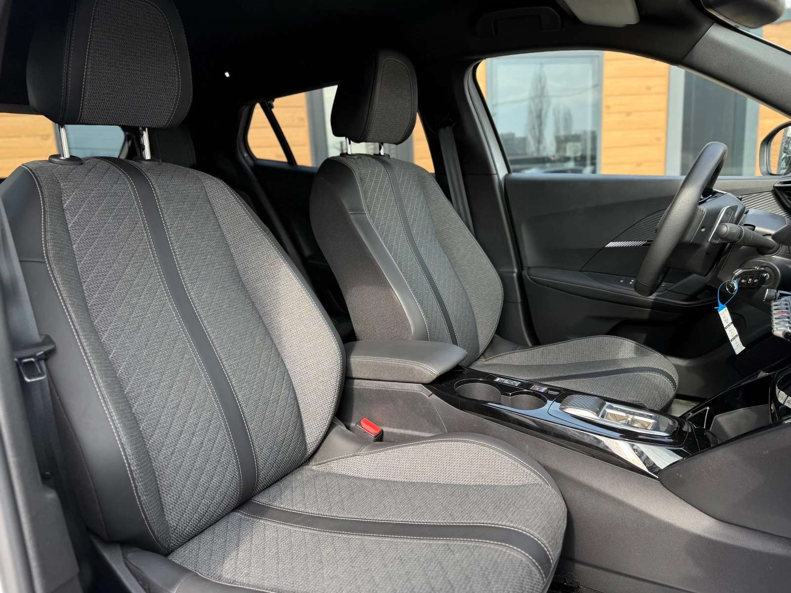 Peugeot 2008 PURE-TECH/131HP/LED/ACC/360 /NAVI/DIG.COCKPIT/TSR | Mobile.bg   12