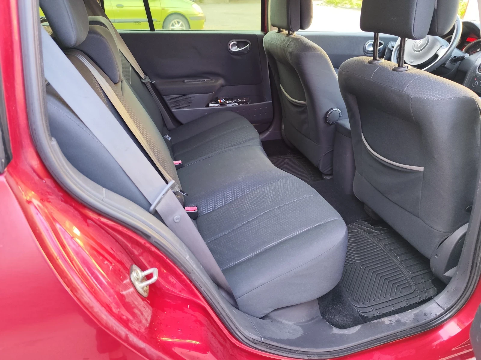 Renault Megane 1.6 16v - изображение 9