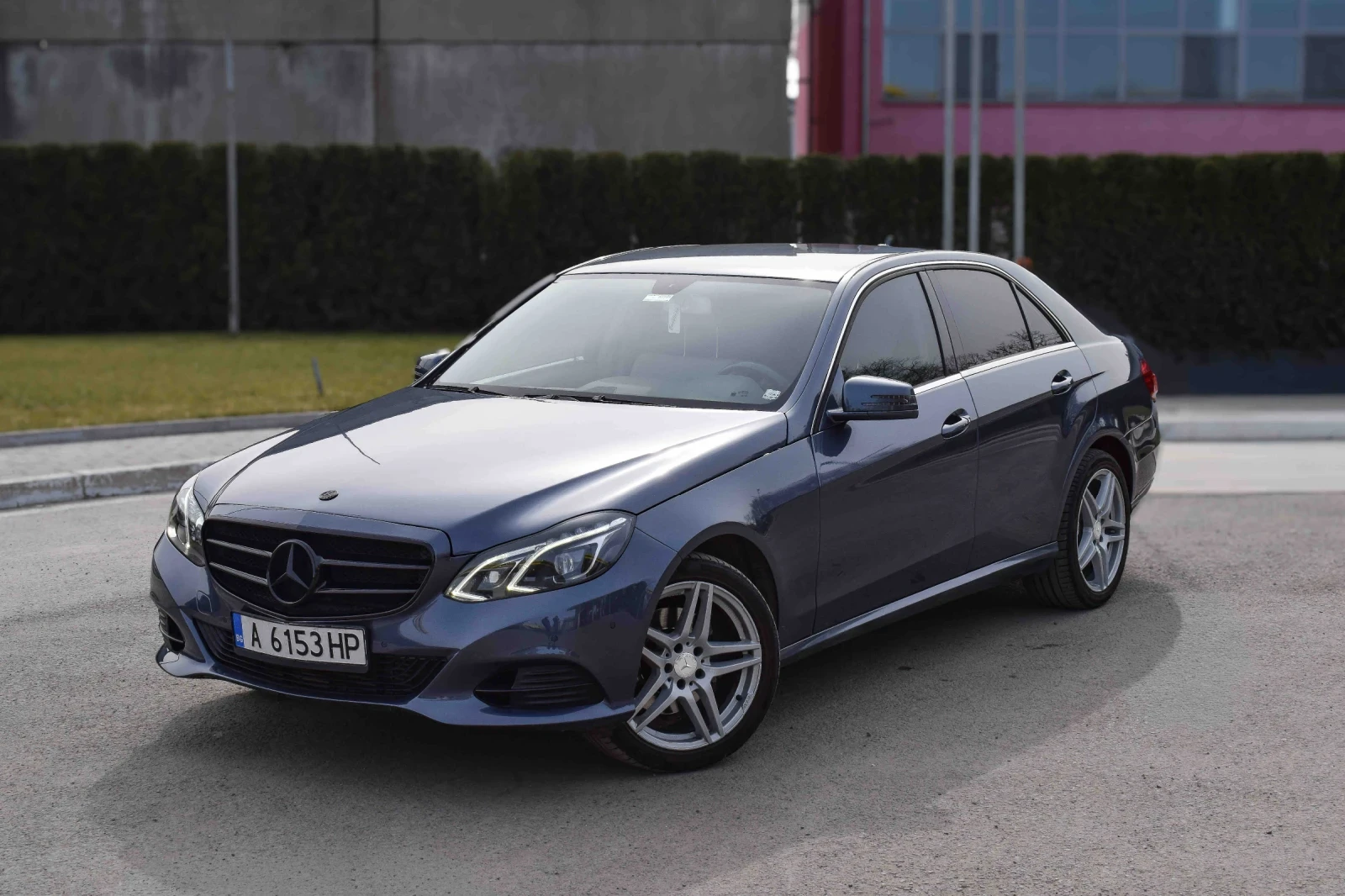 Mercedes-Benz E 250 4matic , LED , РЕАЛНИ КМ!!!