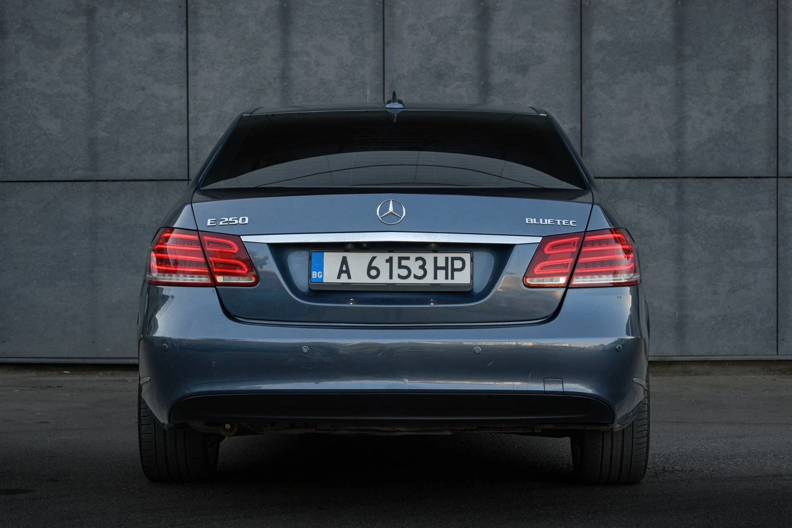 Mercedes-Benz E 250 4matic , LED , РЕАЛНИ КМ! - изображение 7