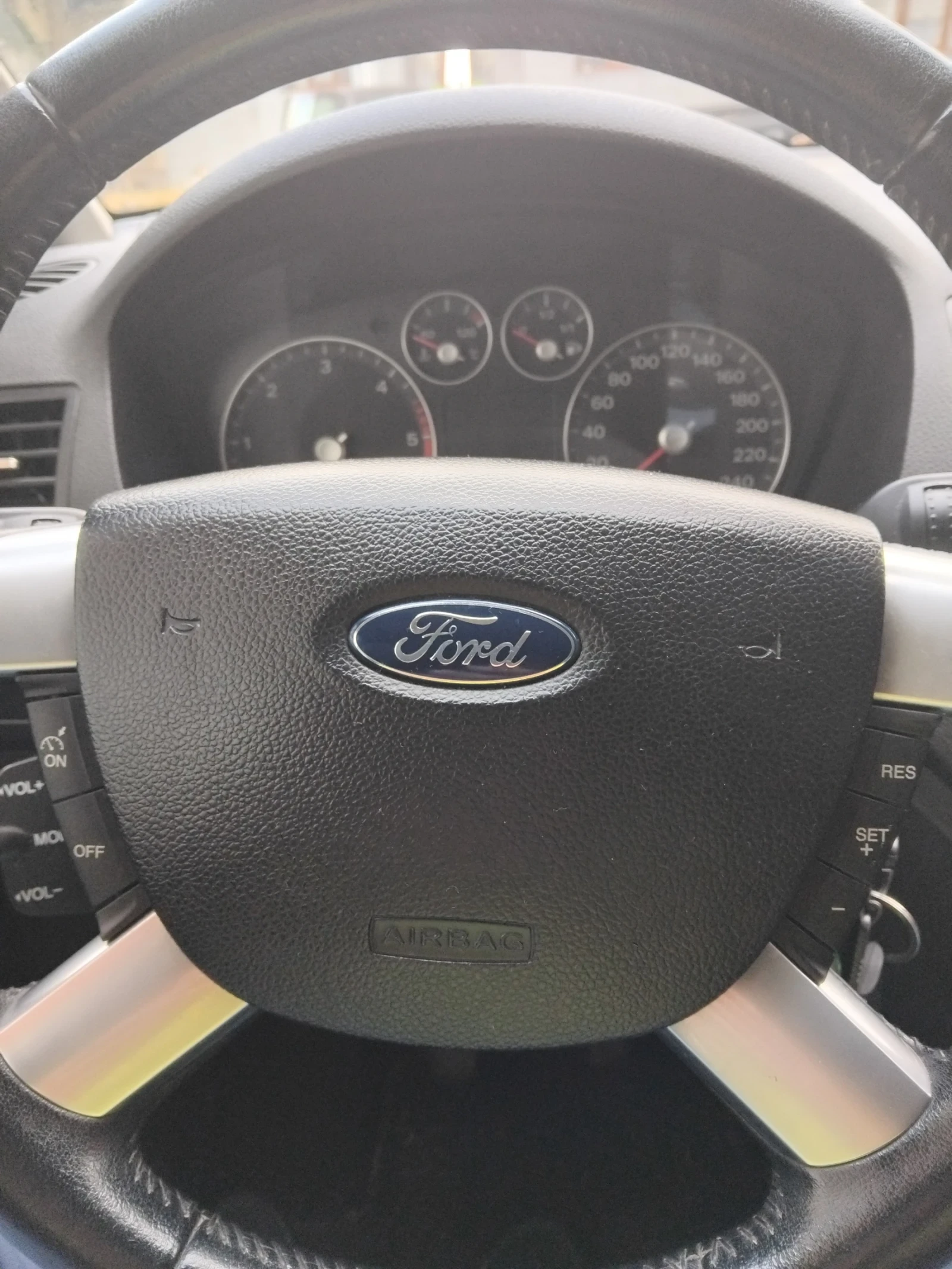 Ford C-max Джиа - изображение 5