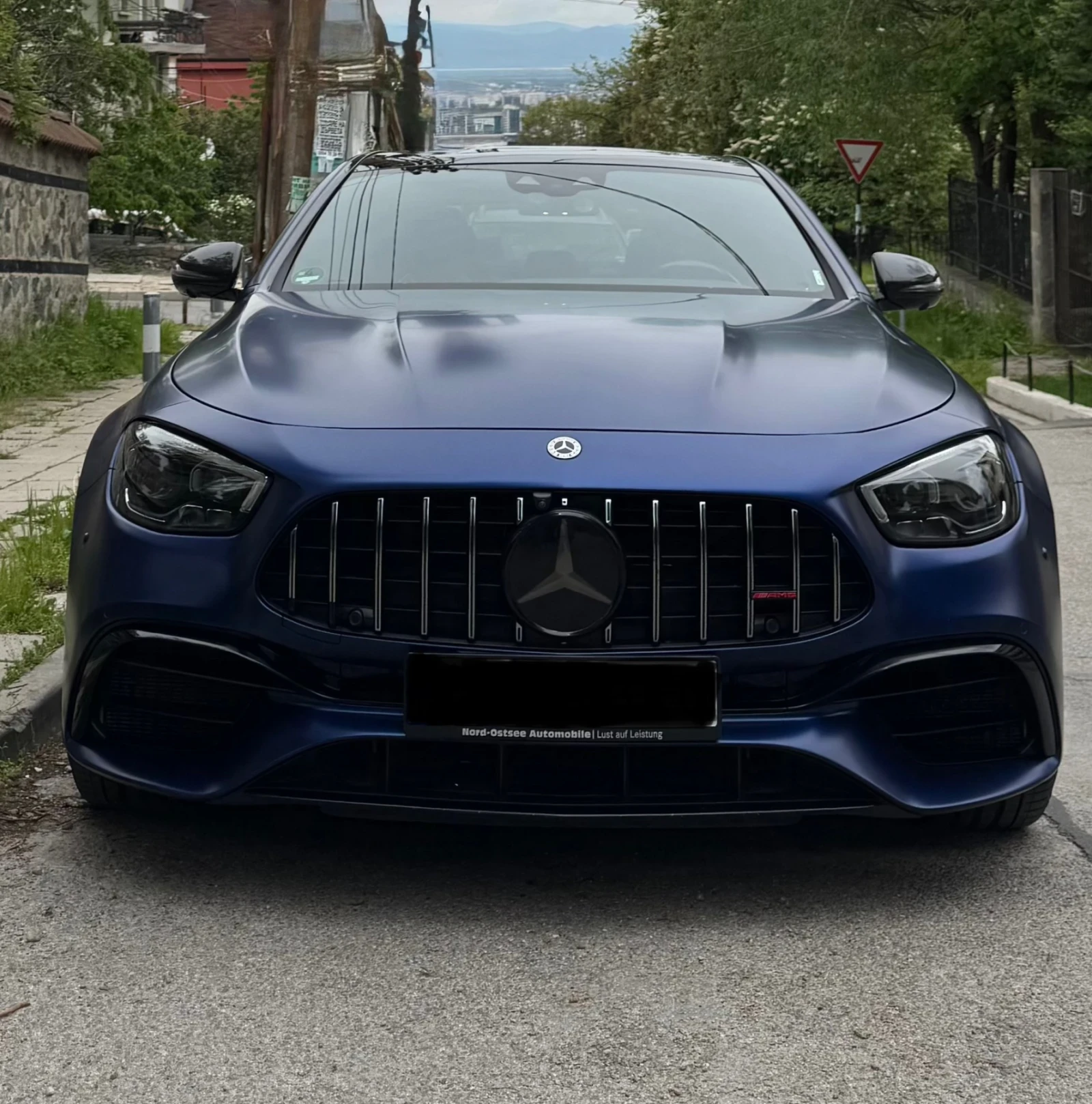Mercedes-Benz E 63 AMG PERFORMANCE/FINAL EDITION/CARBON/BURMESTER/MAGNO/ | Mobile.bg � ����������� 2