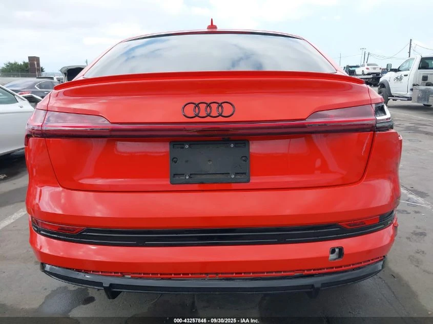 Audi E-Tron 2022 AUDI E-TRON SPORTBACK PREMIUM S LINE QUATTRO - изображение 7
