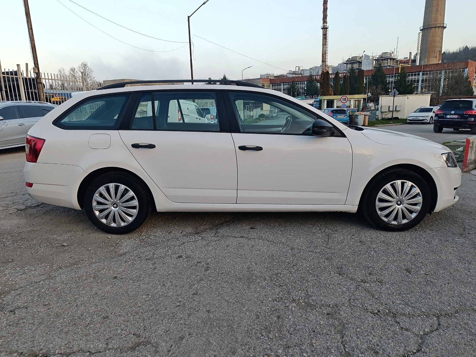 Skoda Octavia 1.6TDI 90k.c - изображение 6