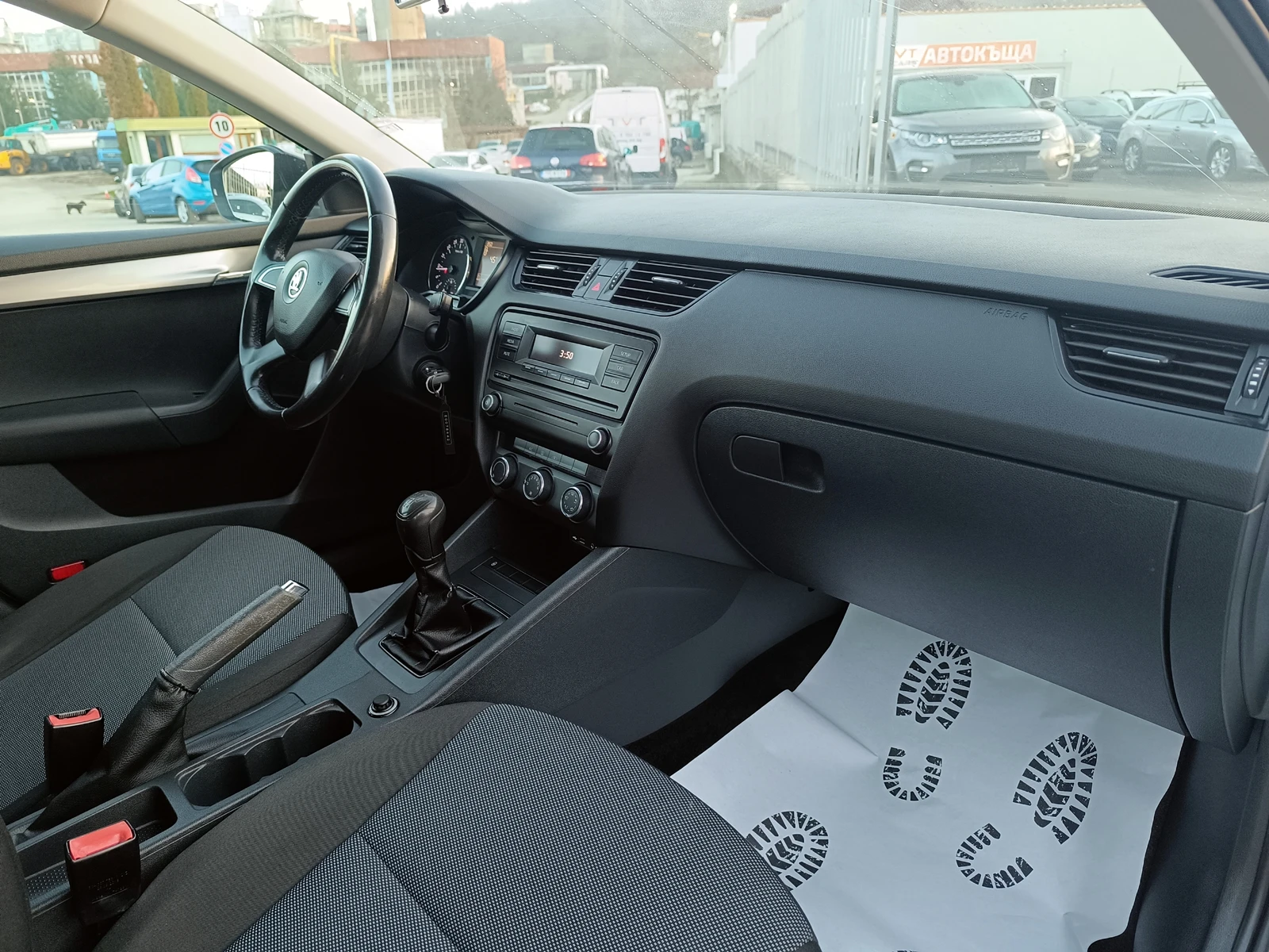 Skoda Octavia 1.6TDI 90k.c - изображение 10