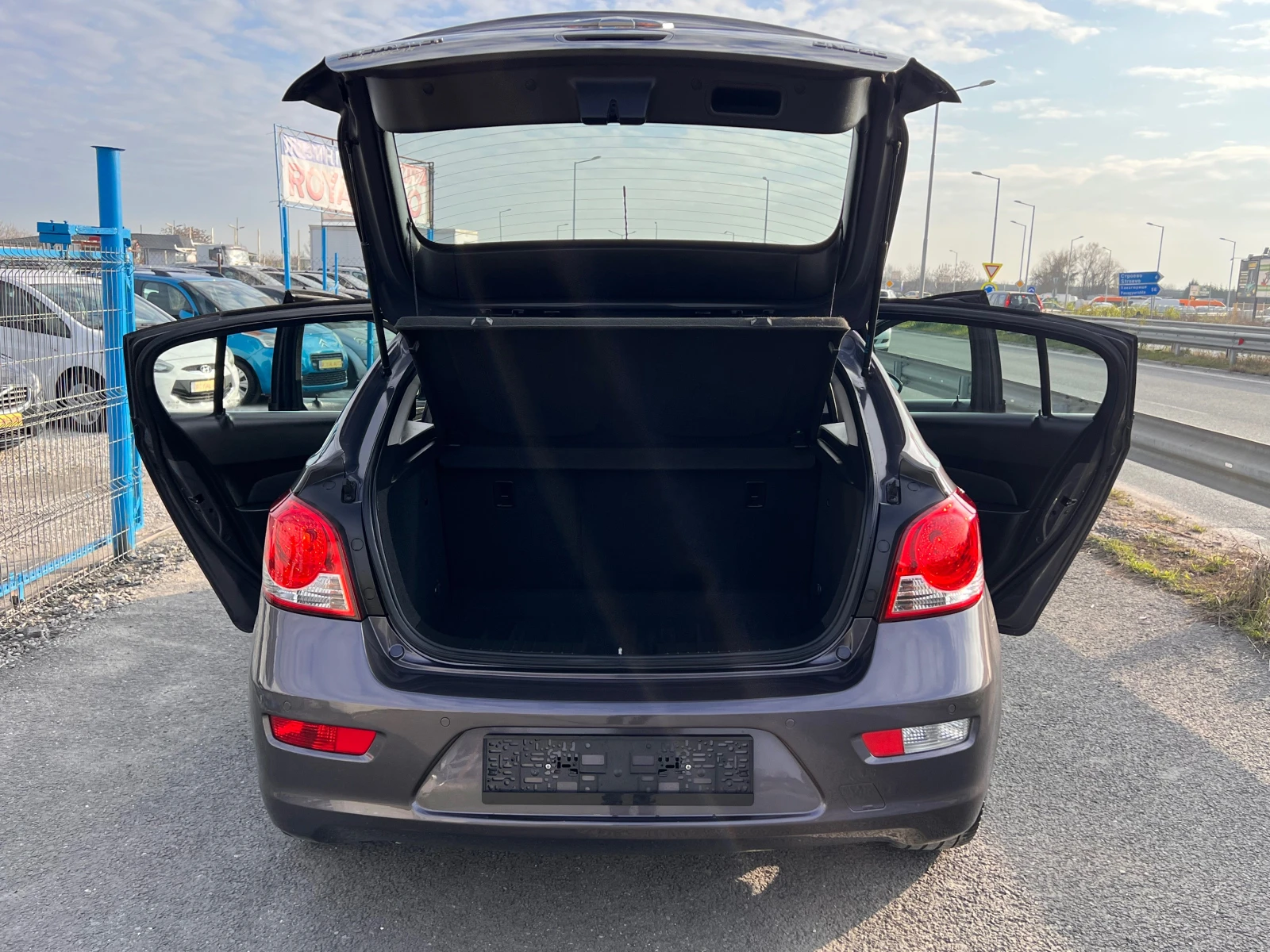 Chevrolet Cruze ЛИЗИНГ-АВТОМАТИК-НАВИГАЦИЯ-ДИЗЕЛ-ТОП - изображение 9