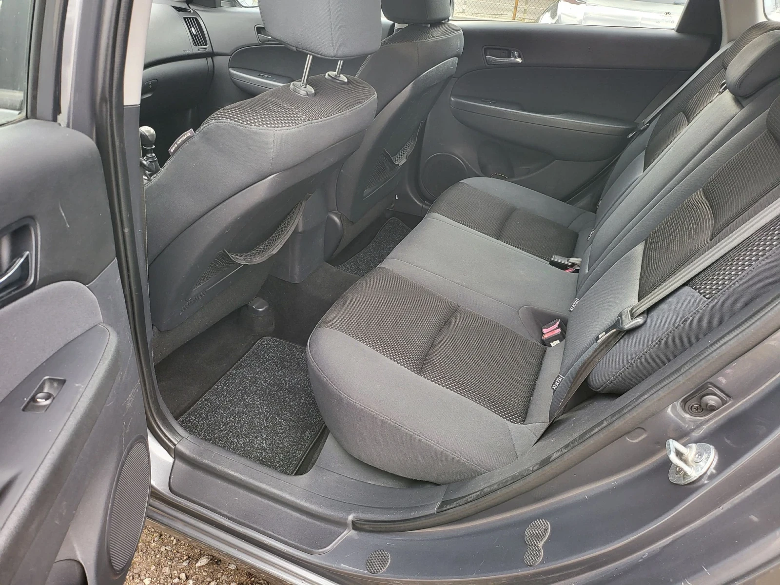 Hyundai I30 1.4 16v GPL - изображение 8