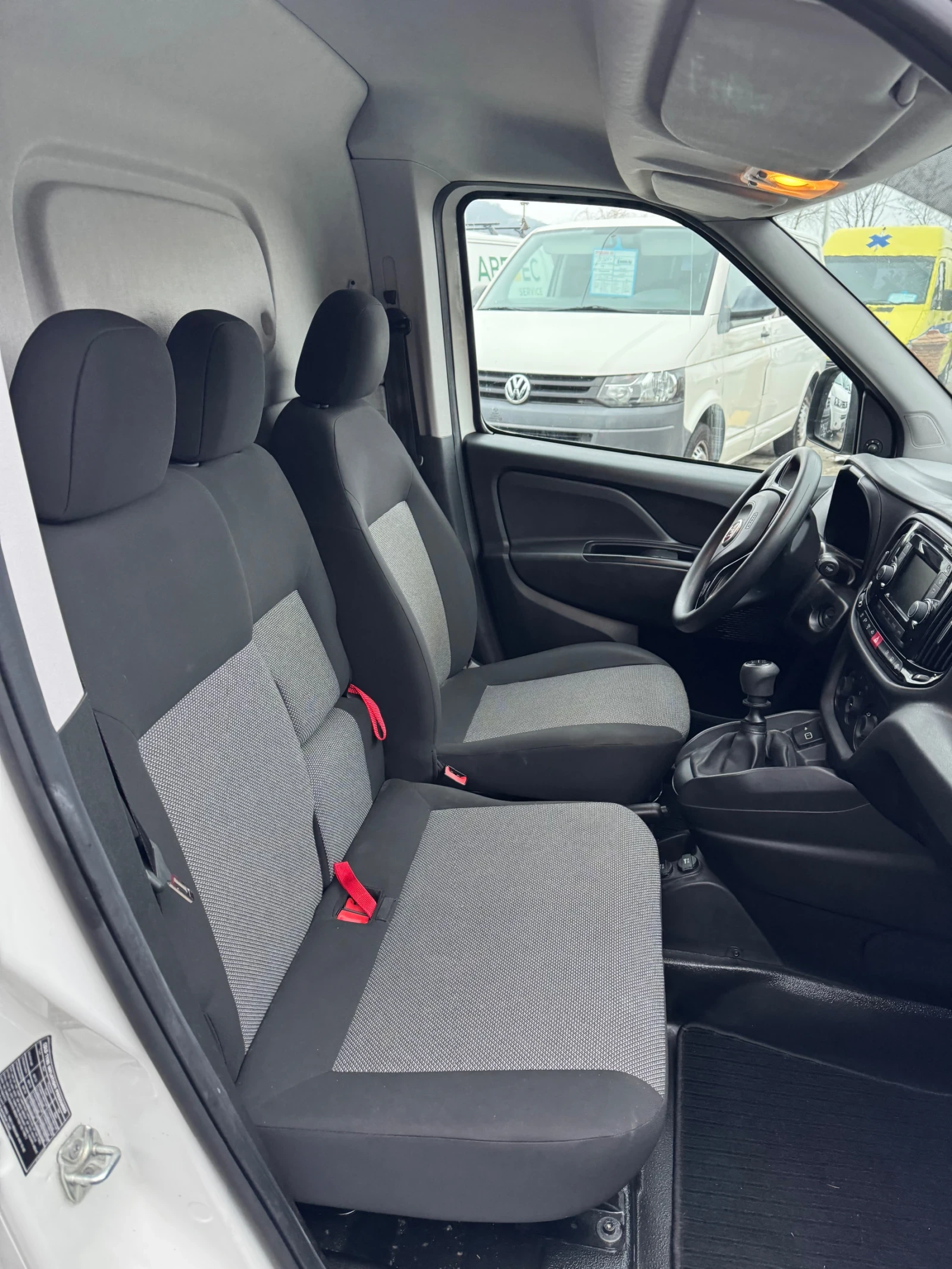 Fiat Doblo 1.6 Multijet 3 местен - изображение 4
