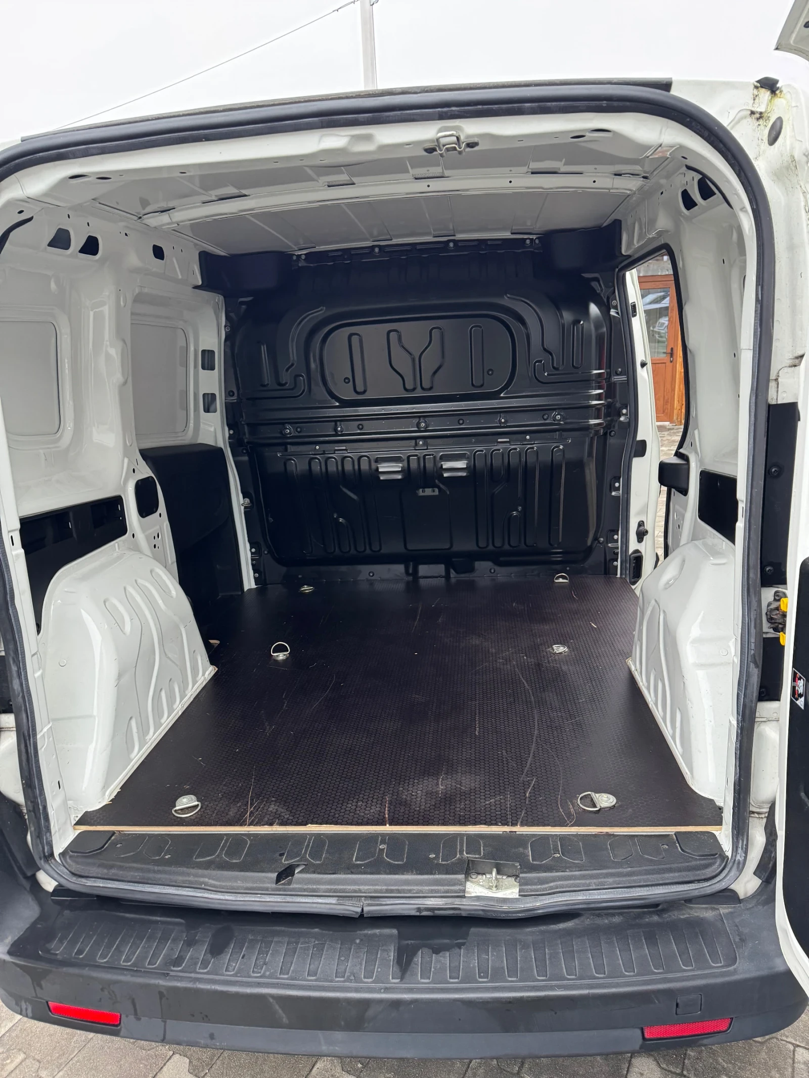 Fiat Doblo 1.6 Multijet 3 местен - изображение 10