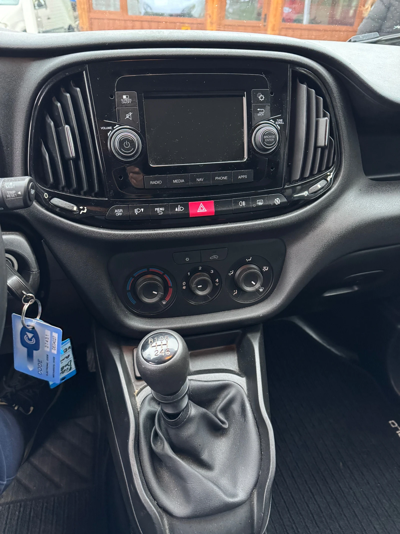 Fiat Doblo 1.6 Multijet 3 местен - изображение 6