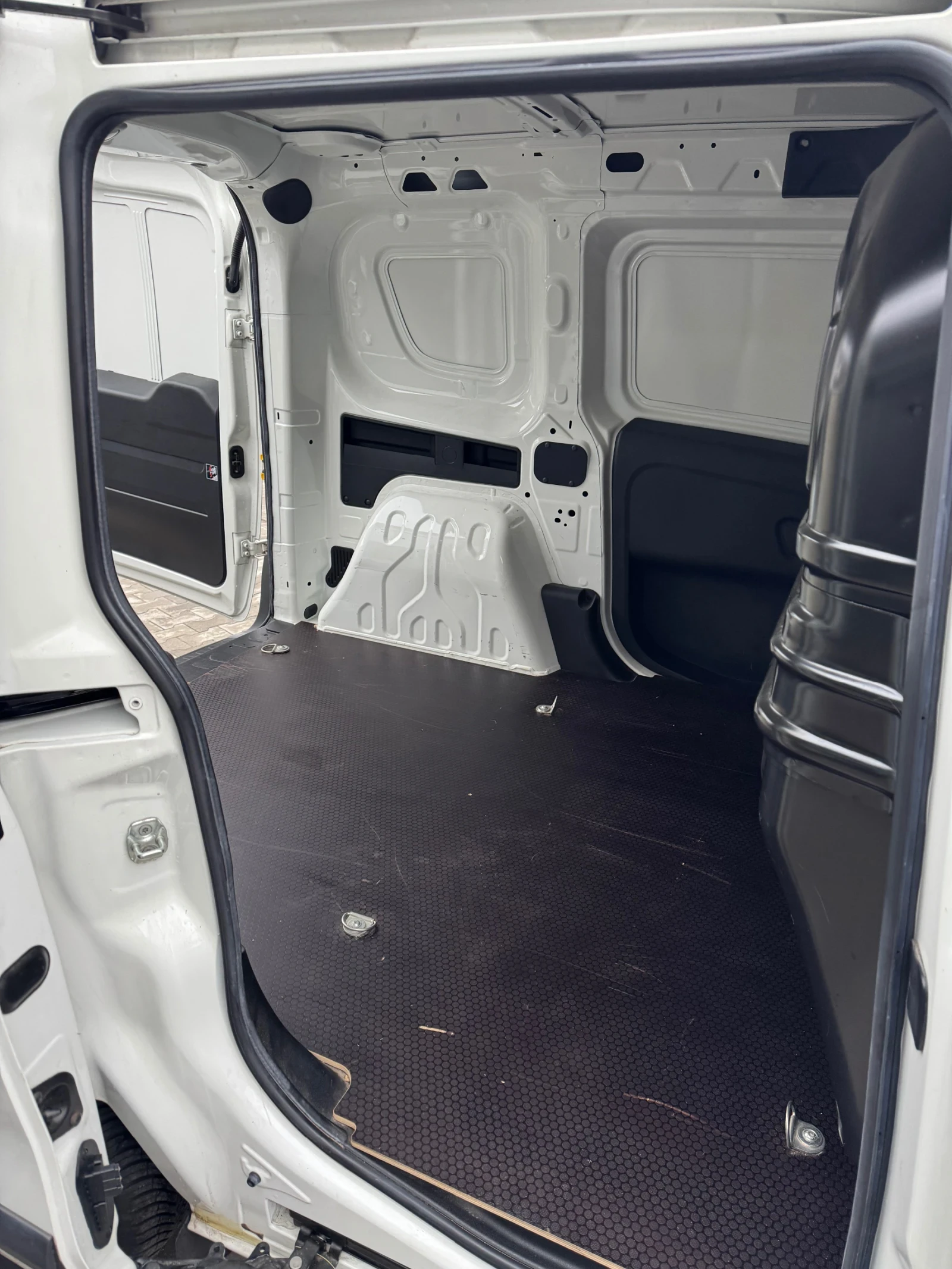 Fiat Doblo 1.6 Multijet 3 ������ | Mobile.bg � ����������� 11