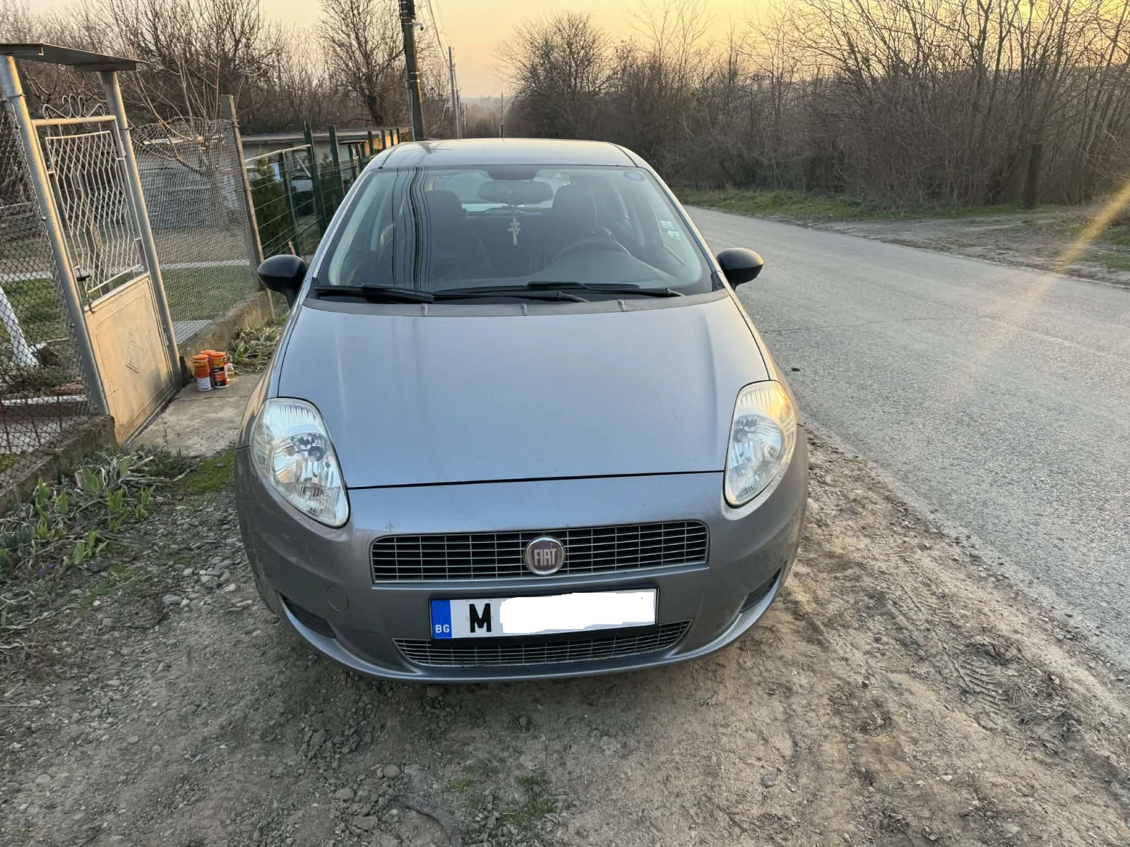 Fiat Punto Grande, снимка 2 - Автомобили и джипове - 53841457