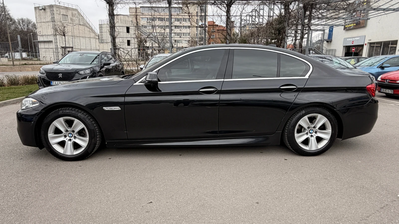 BMW 520, снимка 5 - Автомобили и джипове - 54043864