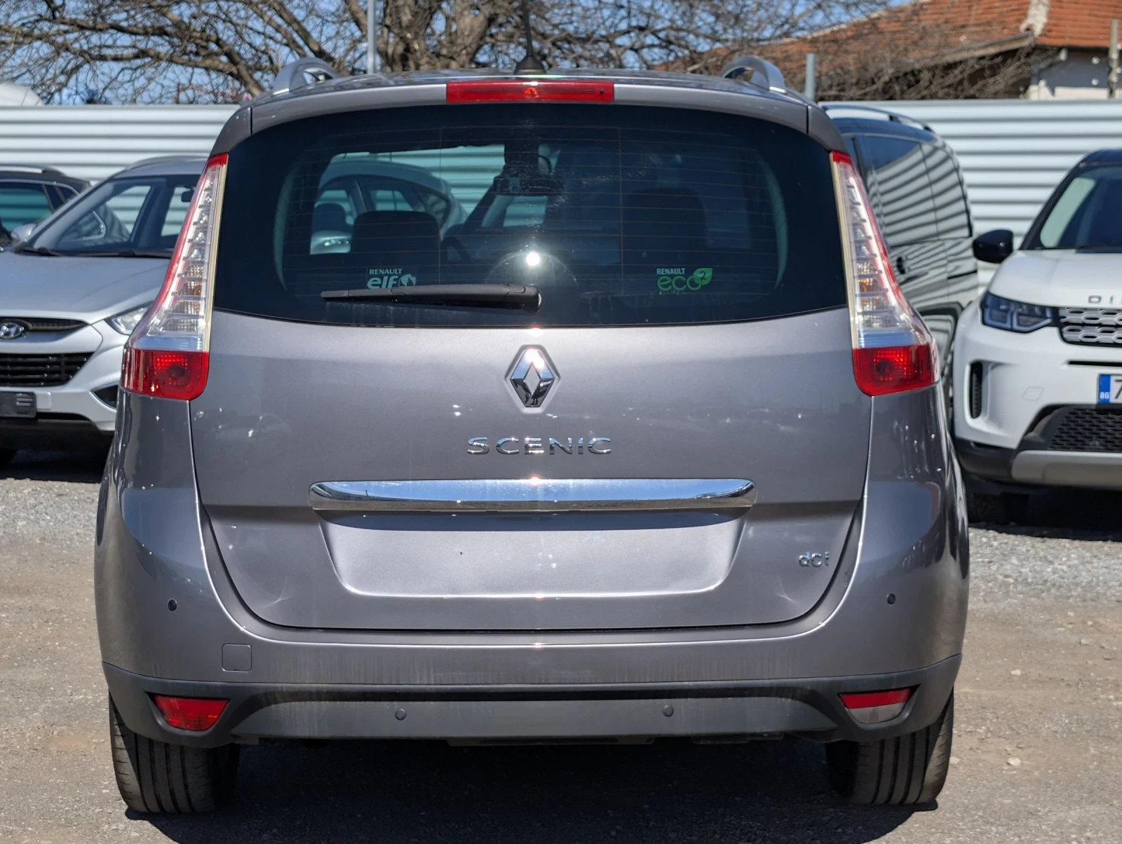 Renault Scenic 1.5dCi* Нави* Кожа* 6+ 1, снимка 5 - Автомобили и джипове - 54115012