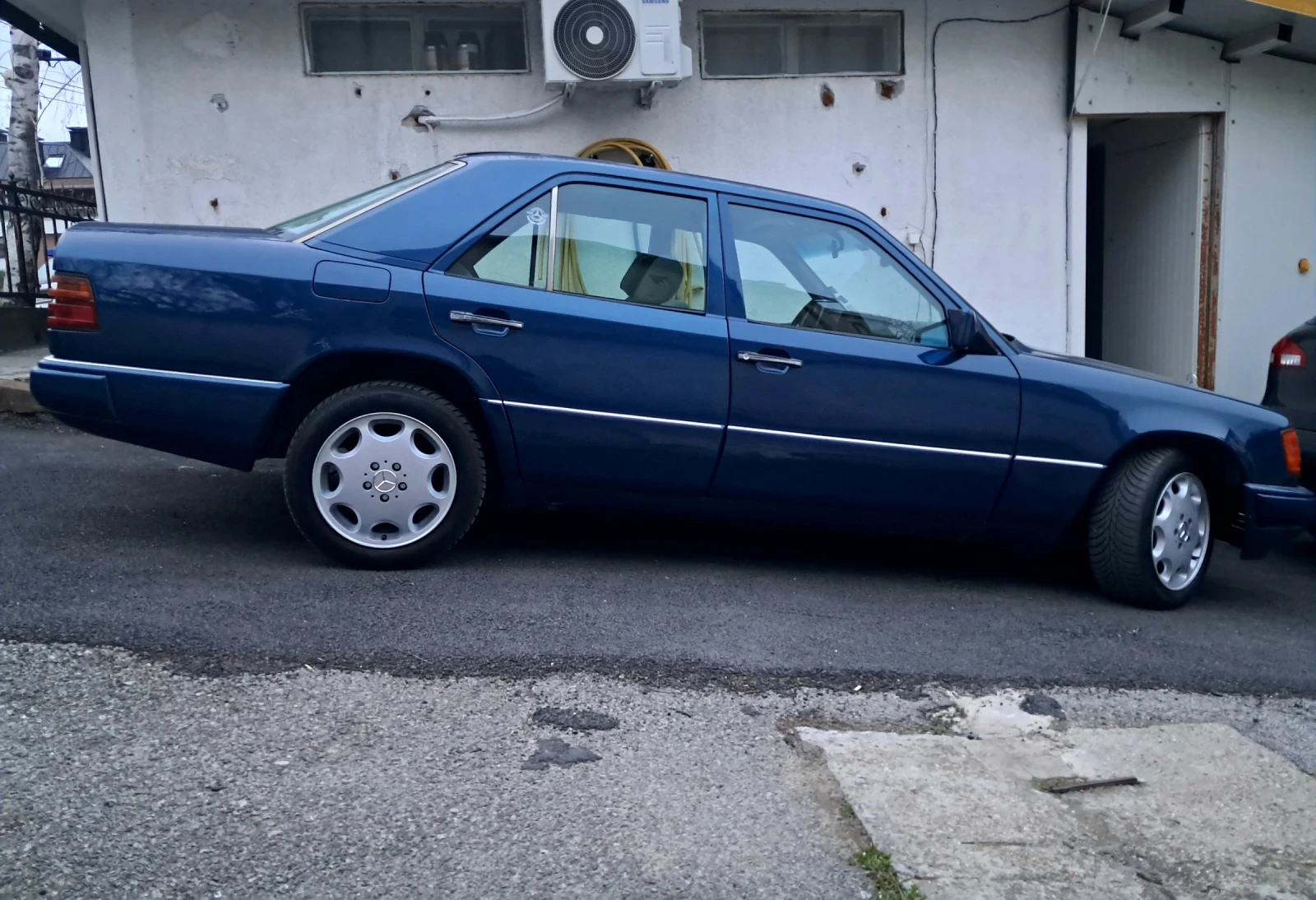 Mercedes-Benz 124 300D ��������� �������� + FULL AMG ����� �������! | Mobile.bg � ����������� 8