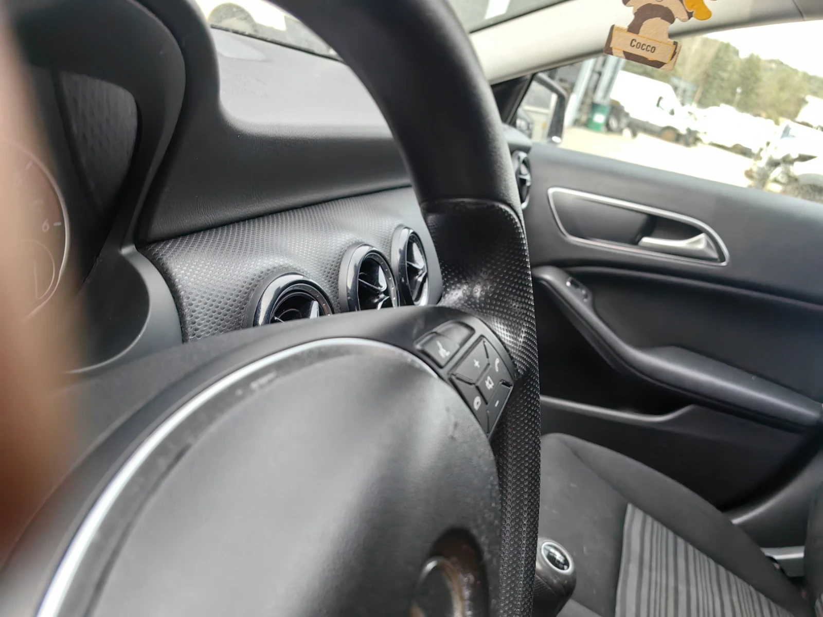 Mercedes-Benz A 200, снимка 9 - Автомобили и джипове - 54253937