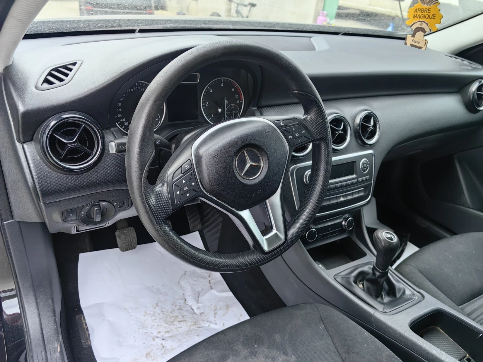 Mercedes-Benz A 200, снимка 8 - Автомобили и джипове - 54253937