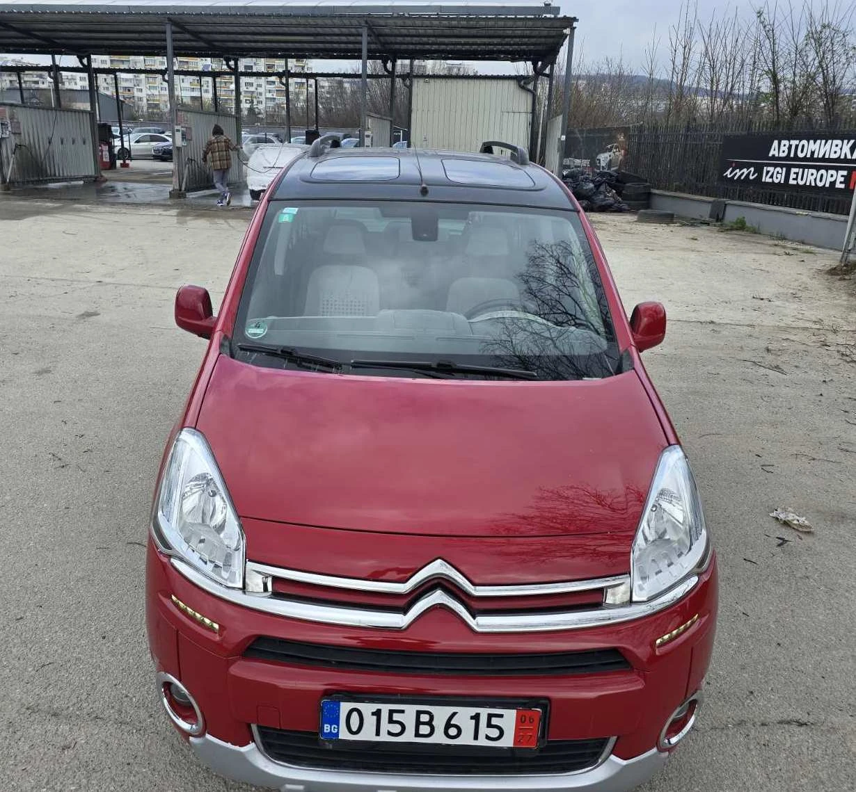 Citroen Berlingo ТОП/1.6HDI/Automatik/Multispac, снимка 2 - Автомобили и джипове - 54602518