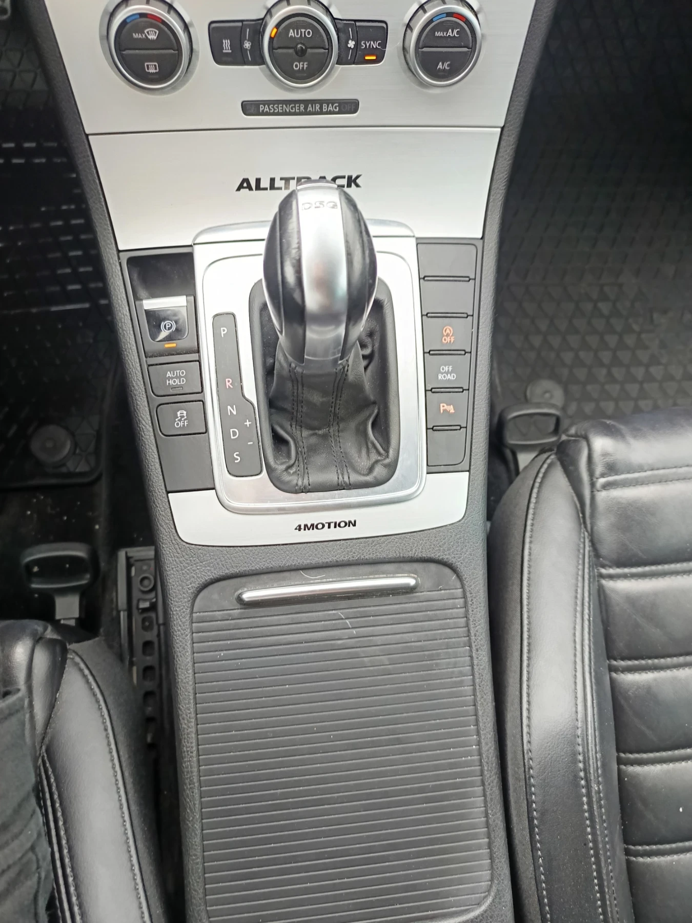 VW Alltrack, снимка 11 - Автомобили и джипове - 54700626