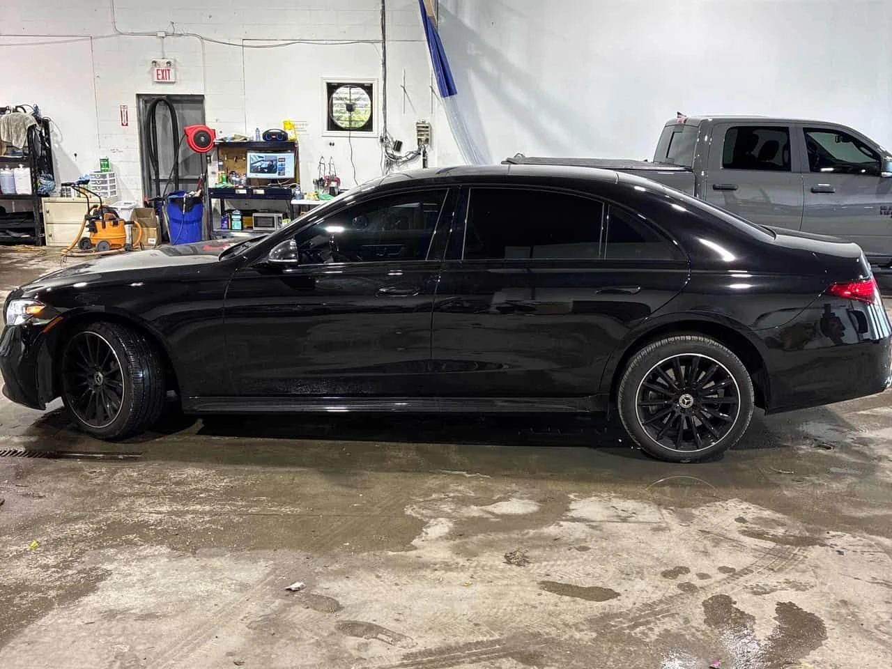 Mercedes-Benz S 580 * МАСАЖИ* ДИСТРОНИК* NIGHT VISION* 360* ОДБДУХВАНЕ, снимка 3 - Автомобили и джипове - 55167224