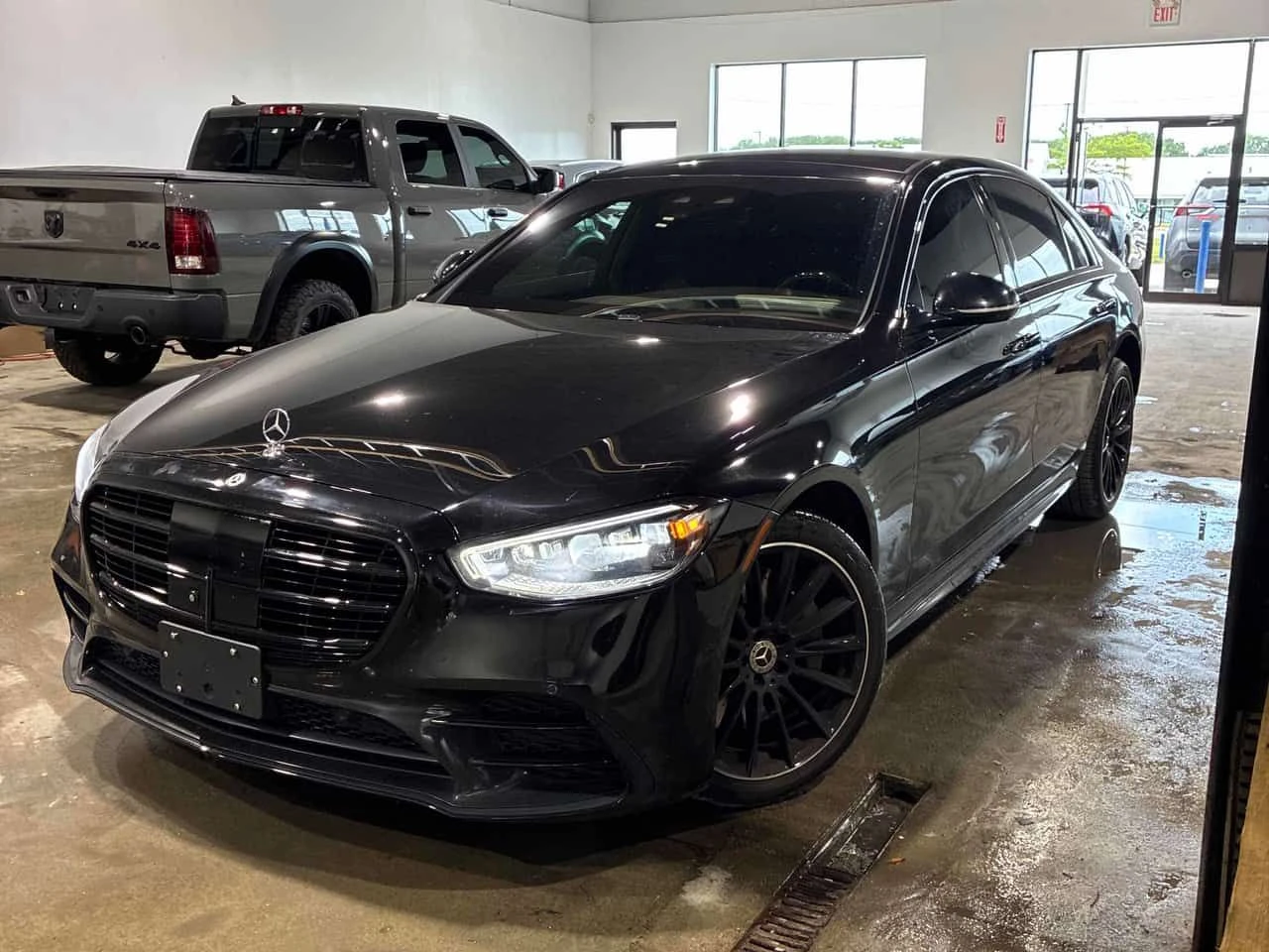 Mercedes-Benz S 580 * МАСАЖИ* ДИСТРОНИК* NIGHT VISION* 360* ОДБДУХВАНЕ